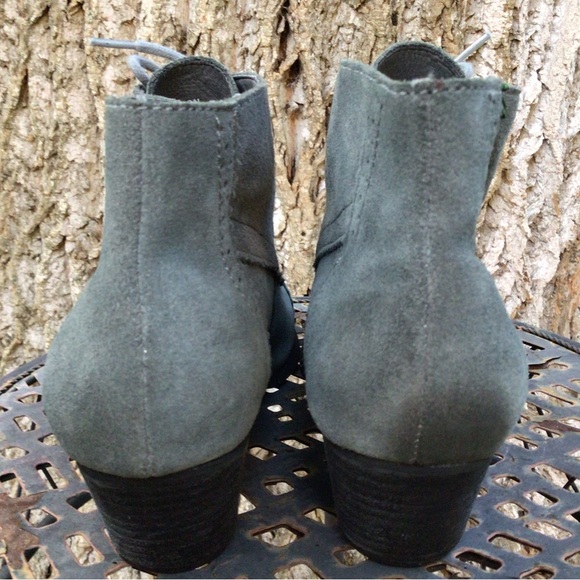 GH Bass&Co(7.5M) Naomi ankle boots Leather Suede in Porter Charcoal, Pre-owned. - Picture 3 of 7